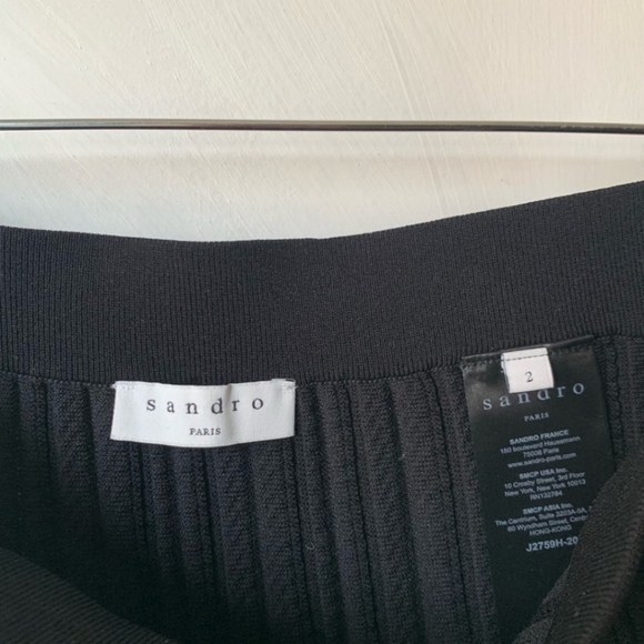 ❤️2 for 60$💜 SANDRO - Pleated Black Skirt - Size 2 - Picture 3 of 4